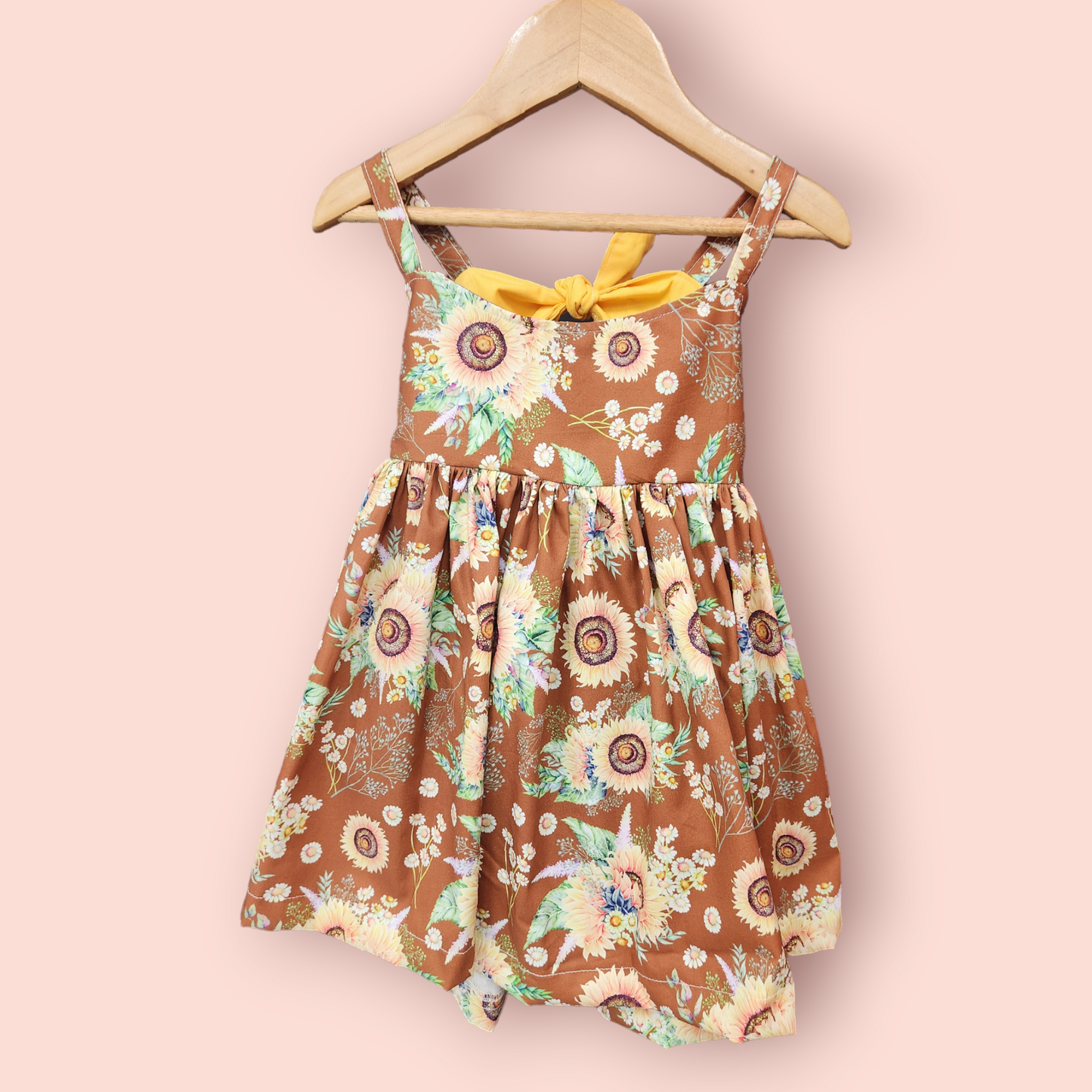 Sunny flowers dress.